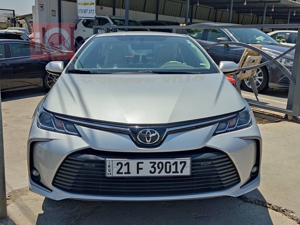 تۆیۆتا کۆرۆلا